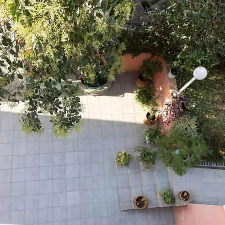 Daire Spacious In Old Town - Private Parking