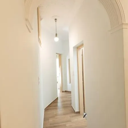 Nestia Retreats Ano Poli
