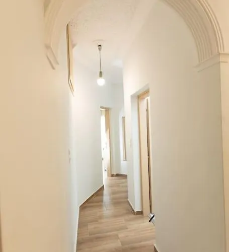 Nestia Retreats Ano Poli - Spacious
